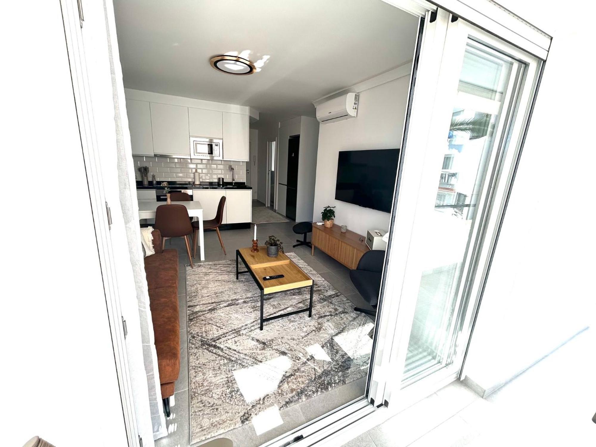 Nelu En Zona Appartement *